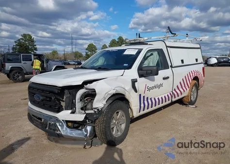 2022 Ford F-150 Xl z USA, uszkodzony, nr VIN 1FTMF1CB1NKE67345